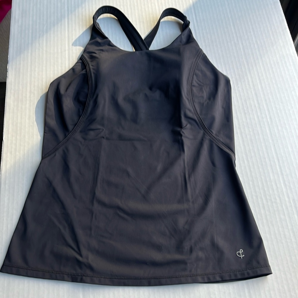 Athletic crisscross tank top.